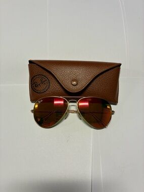 Ray-Ban Gold Aviator Sunglasses with Red-Orange Mirrored Lenses